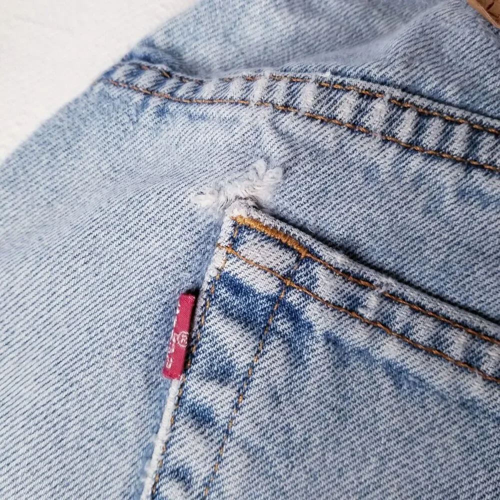 Vtg Levi's 550 Relaxed Fit Denim Jeans 36 X 31 Faded Light Wash Men's Distressed